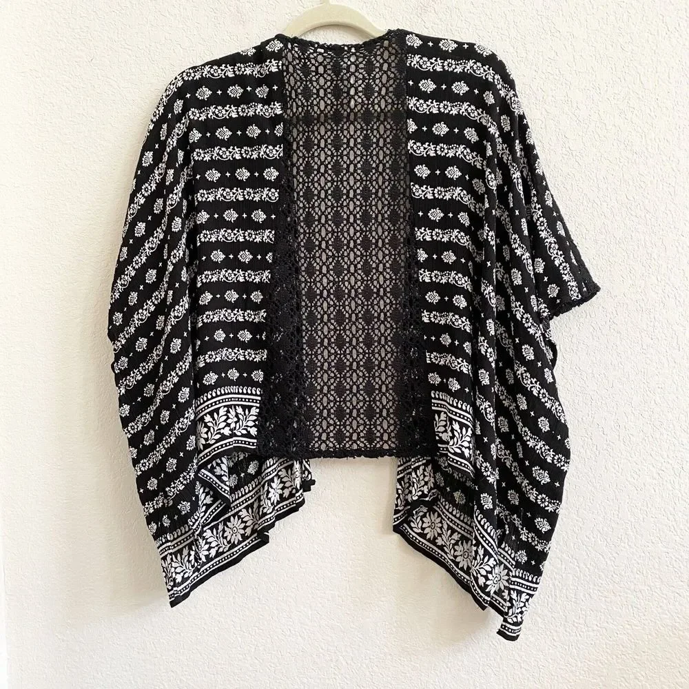 Aeropostale Black White Wrap Kimono Topper One Size‎ Crochet Gauzy